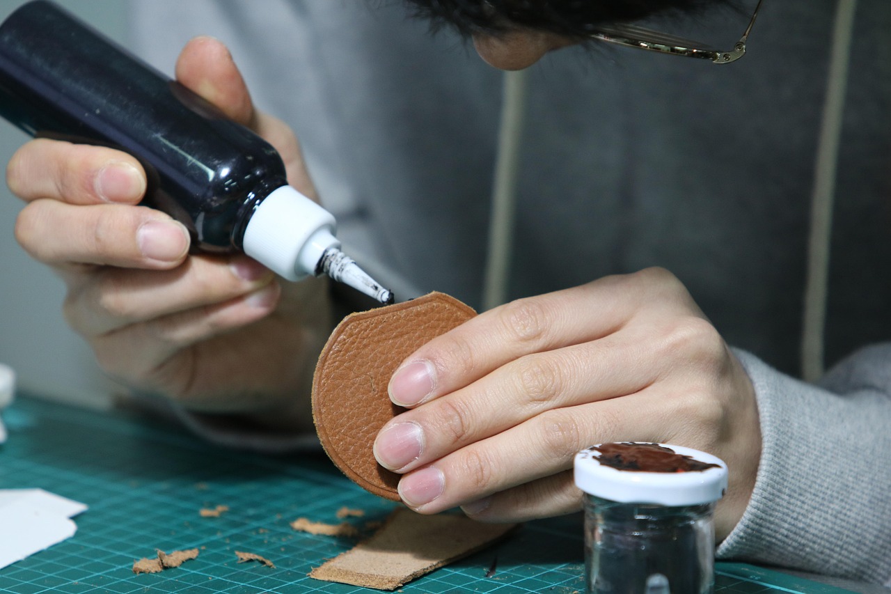最新佛珠打磨抛光技巧，打造亮丽光泽的艺术品佛珠打磨教程