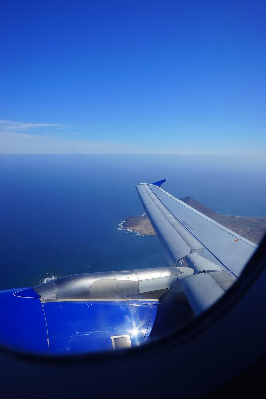 洪都航空迎新利好，行业前景展望及公司业绩预测分析