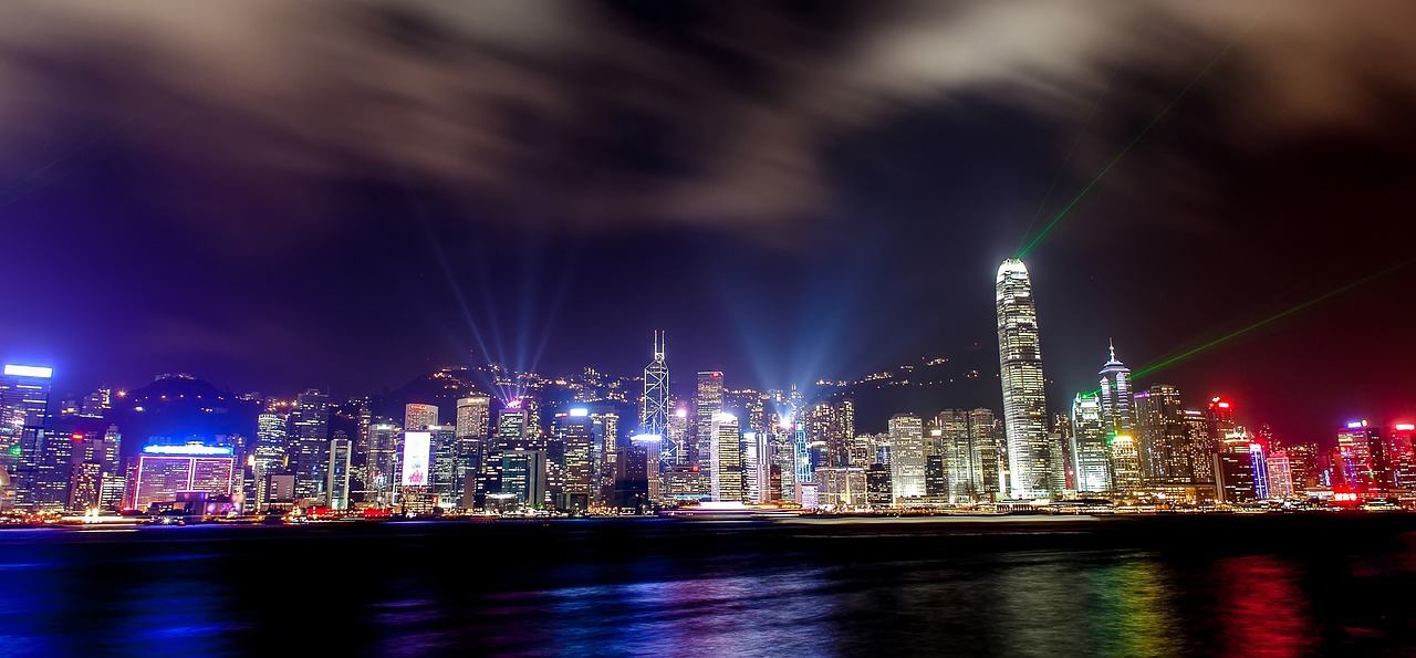 探索香港娱乐文学新高度，最新港娱小说精选