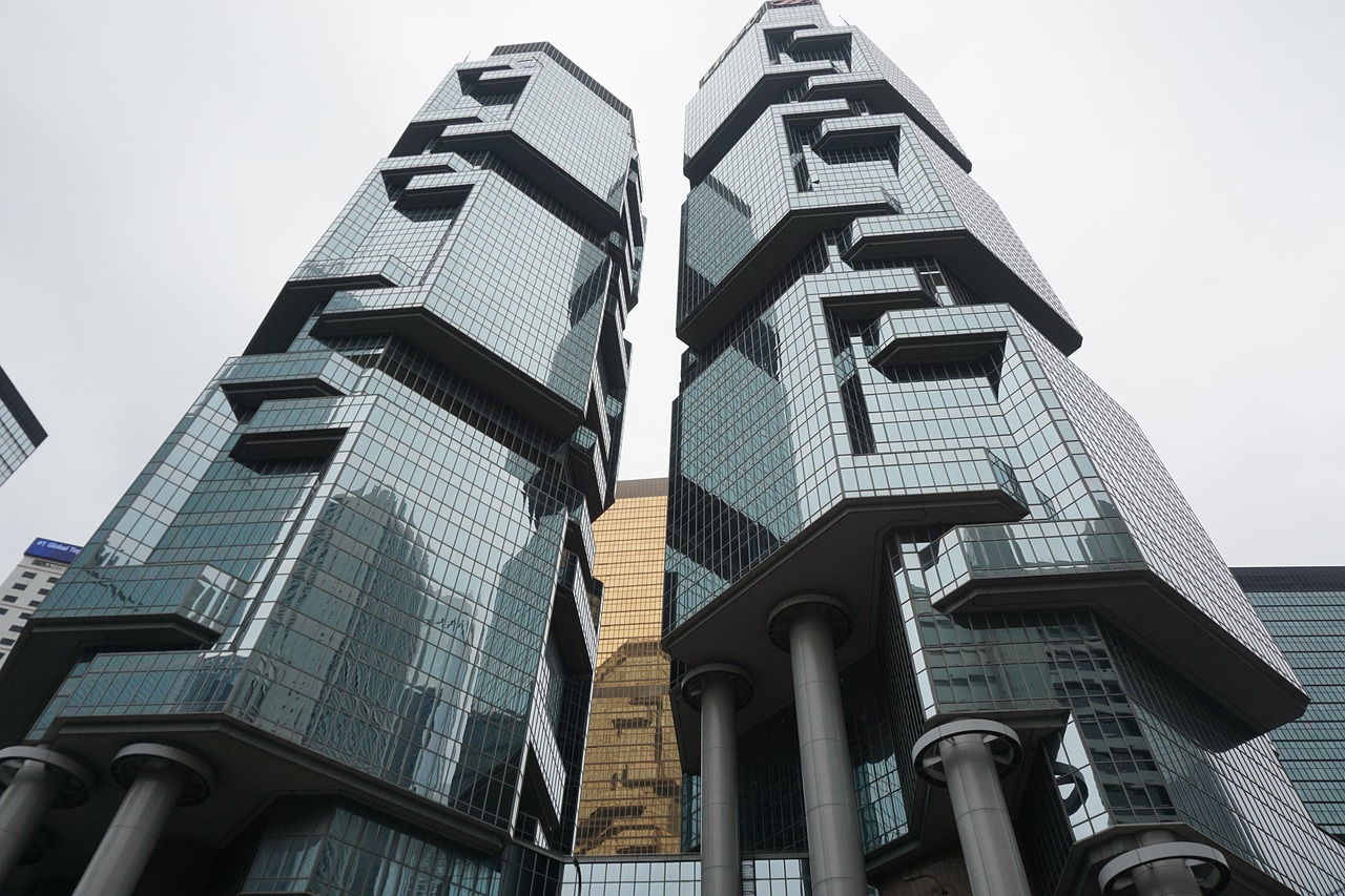 房地产行业上市公司的现状与挑战分析