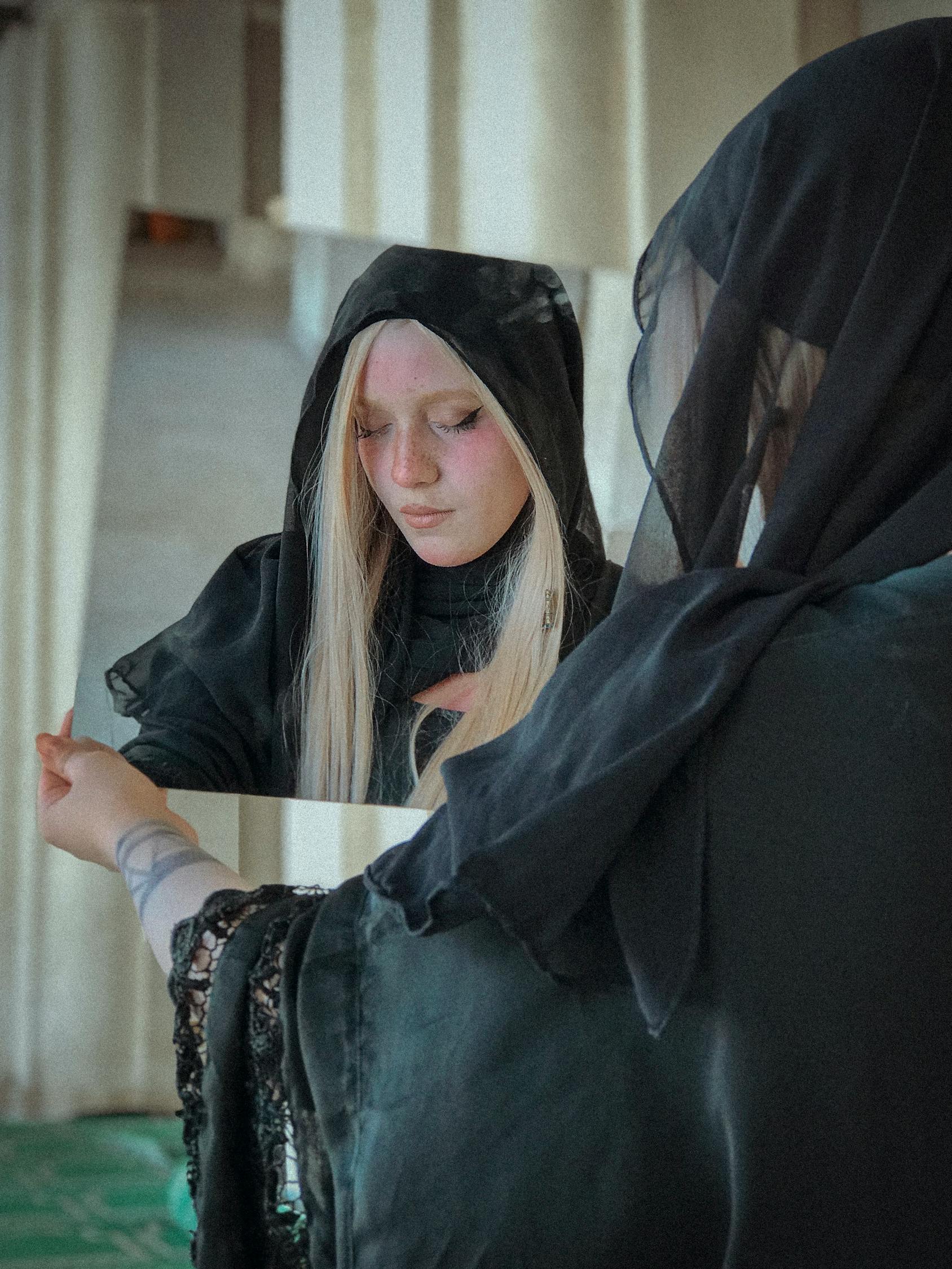 白发魔女传演员表及角色深度解析揭秘