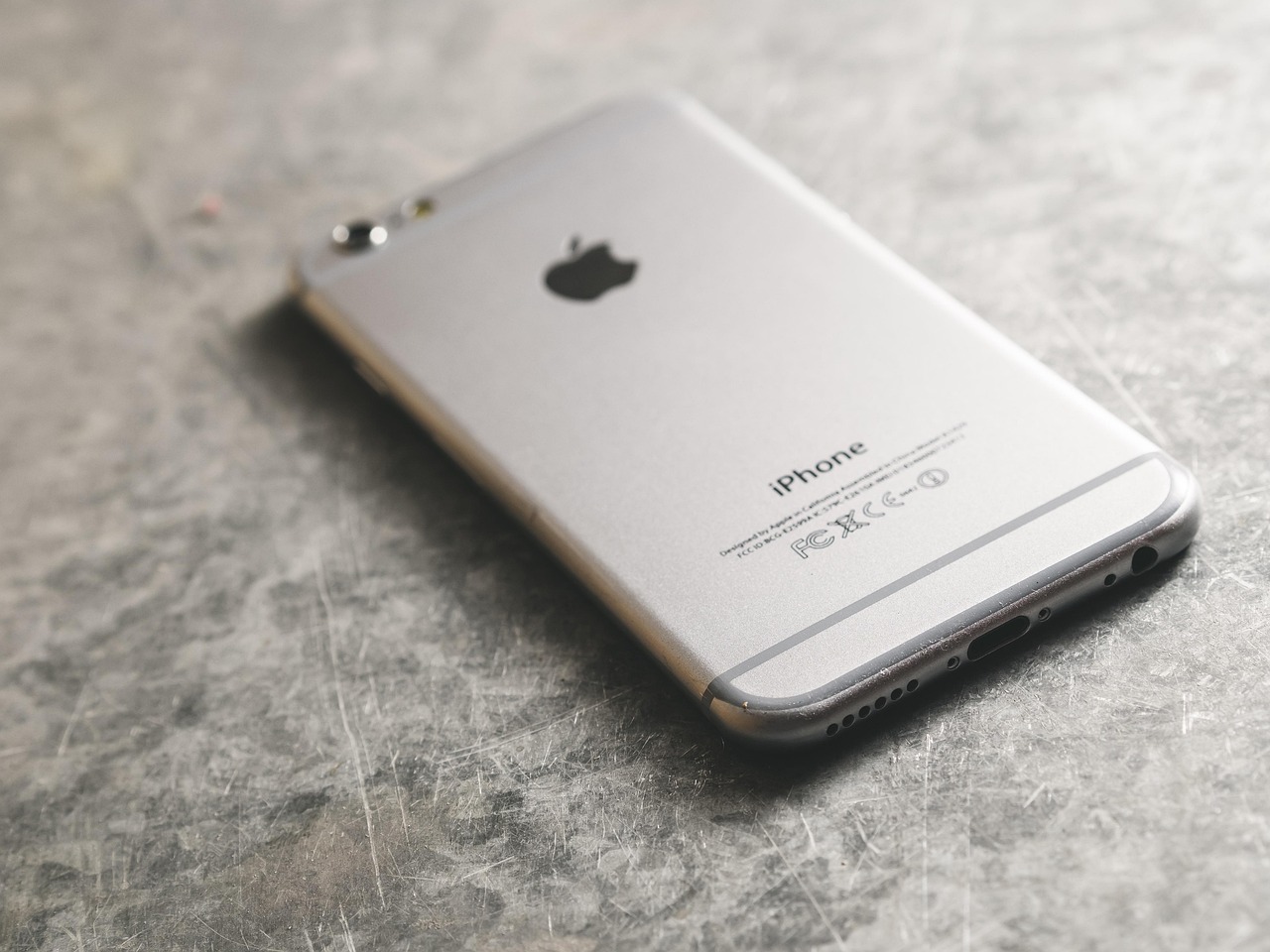 关于苹果iPhone 5S上市时间解析与预测
